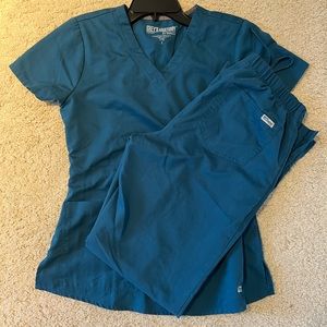Womens Bahama blue/green greys anatomy scrub set